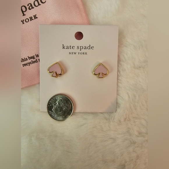 🛑SOLD🛑Brand New! Kate Spade Chalk Pink Everyday Spade Enamel Studs - Picture 6 of 7